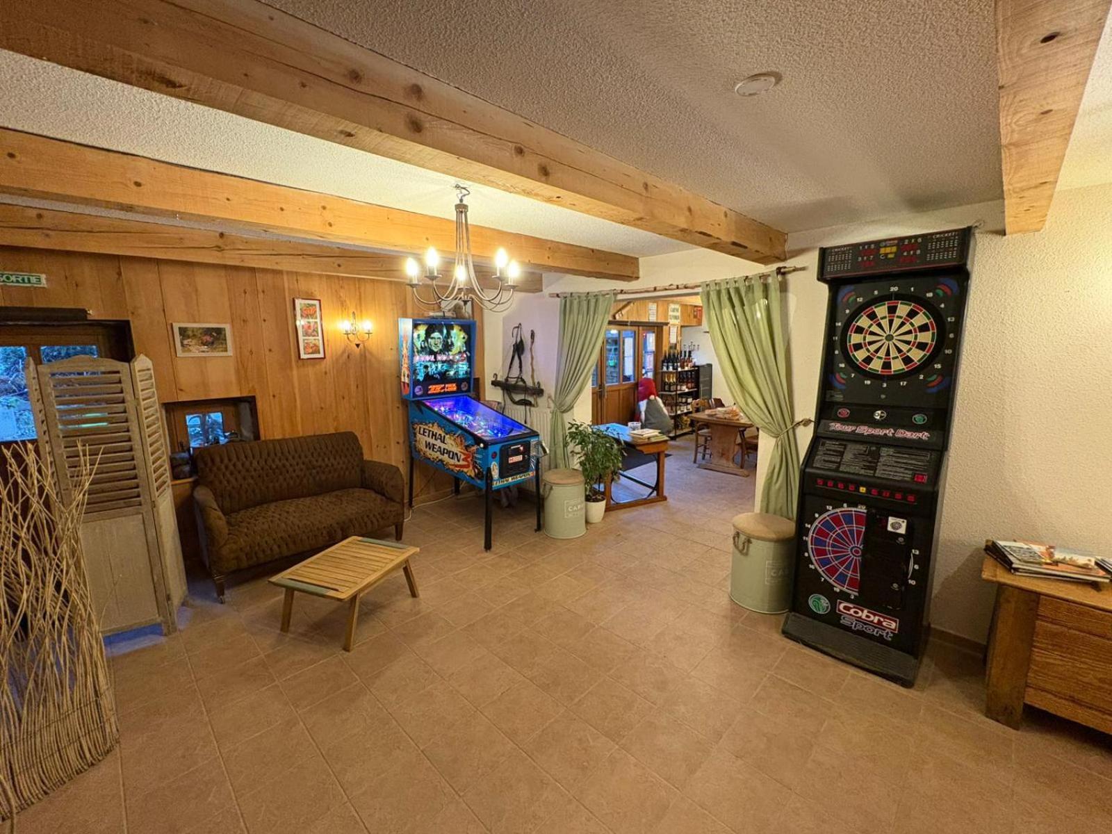 Auberge Du Ruxelier J&D Cheniménil Eksteriør bilde